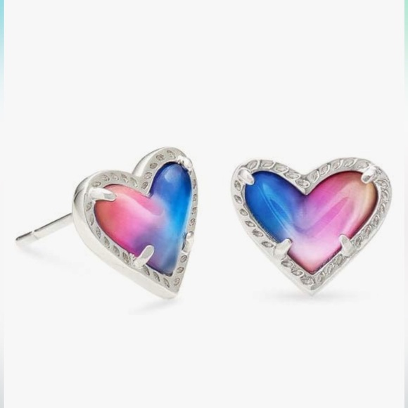 Kendra Scott Framed Ari Silver Heart Stud Earrings - Picture 2 of 8